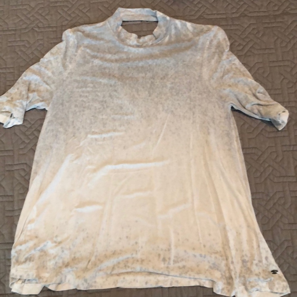 Open back ombré shirt